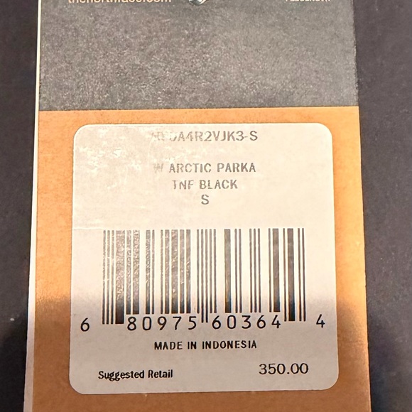 NWT The North Face Women's Black Arctic Parka Coat - Picture 4 of 10